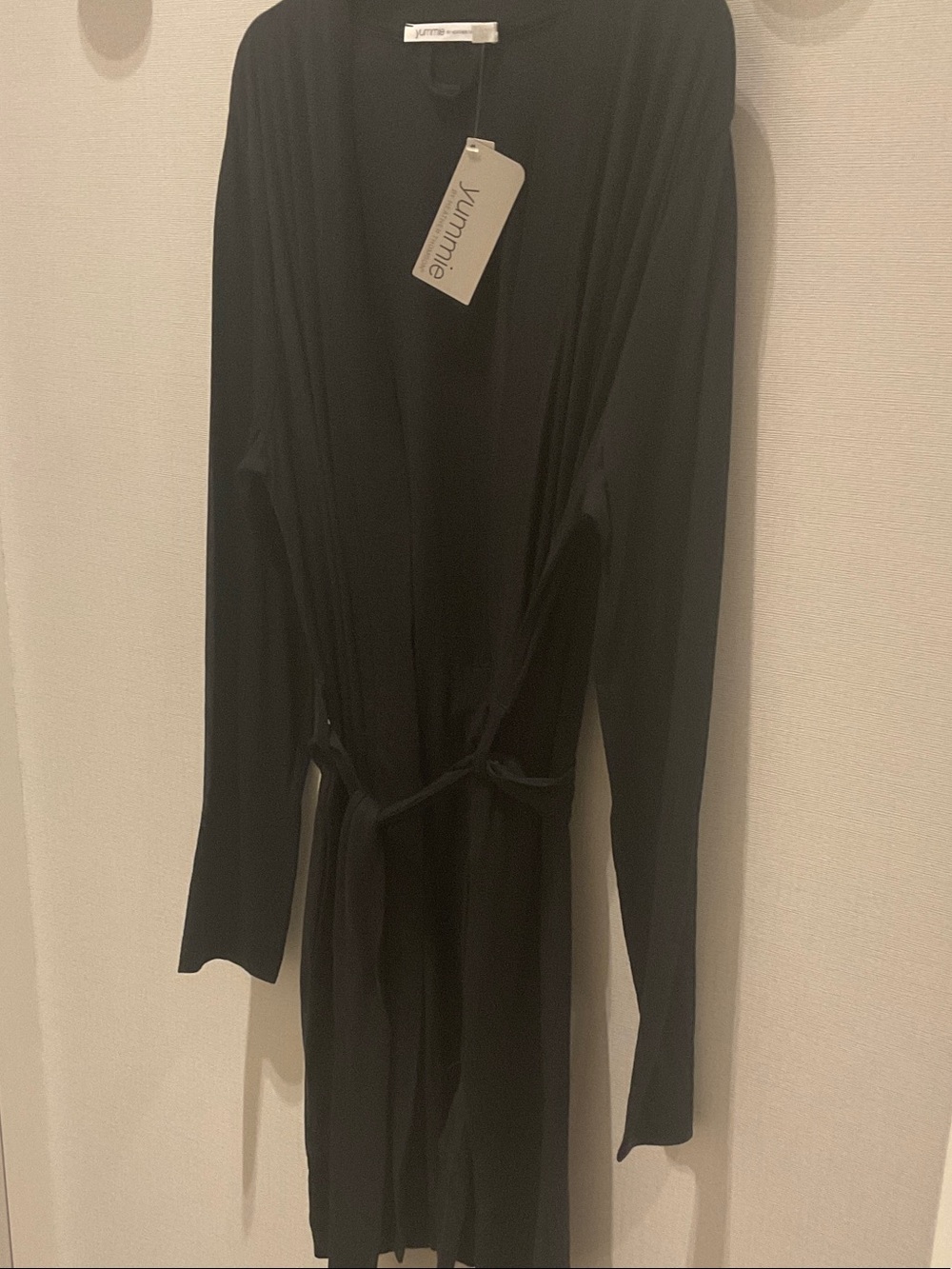 Yummie by Heather Thomson Black Long Sleeve Wrap Robe with Tie